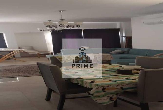 8643001 - Property Image 2