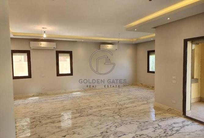 8633694 - Property Image 3