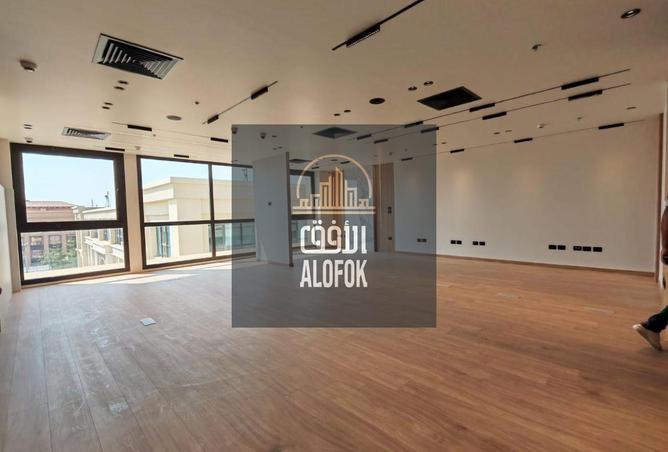 70109202 - Property Image 2