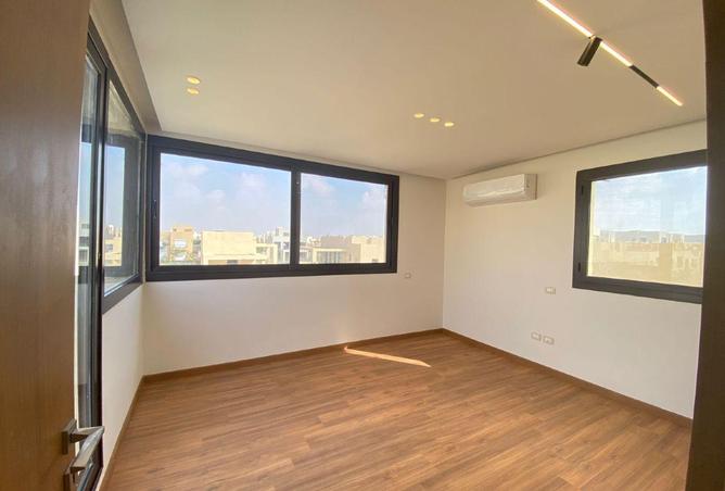 56748129 - Property Image 2