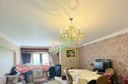 شقة - 3 غرف نوم - 3 حمامات للبيع في شارع يوسف السباعي - الرحاب المرحلة الأولى - الرحاب - مدينة القاهرة الجديدة - القاهرة