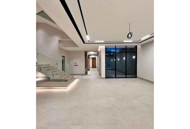 70100740 - Property Image 2