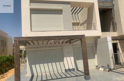 Villa - 5 Bedrooms - 5 Bathrooms for sale in Palm Hills New Cairo - 5th Settlement Compounds - The 5th Settlement - New Cairo City - Cairo