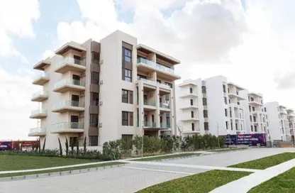 Apartment - 3 Bedrooms - 2 Bathrooms for sale in Village West - Sheikh Zayed Compounds - Sheikh Zayed City - Giza