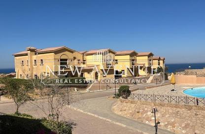 Chalet - 2 Bedrooms - 2 Bathrooms for sale in La Vista Topaz - La Vista - Al Ain Al Sokhna - Suez