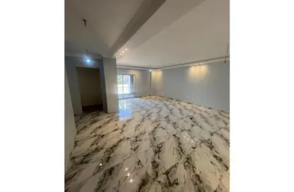 Apartment - 2 Bedrooms - 3 Bathrooms for rent in Hyde Park - New Cairo City - Cairo