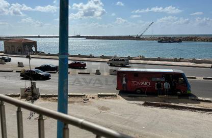 Office Space - 3 Bedrooms - 2 Bathrooms for sale in Sidi Beshr - Hay Awal El Montazah - Alexandria
