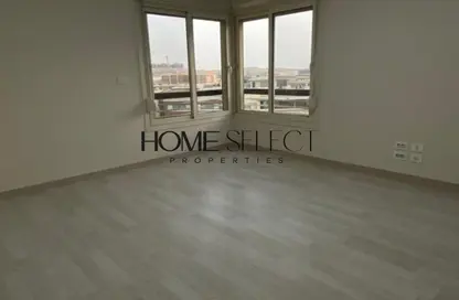 شقة - 4 غرف نوم - 4 حمامات للايجار في نيو جيزة - طريق مصر اسكندرية الصحراوي - مدينة 6 أكتوبر - الجيزة