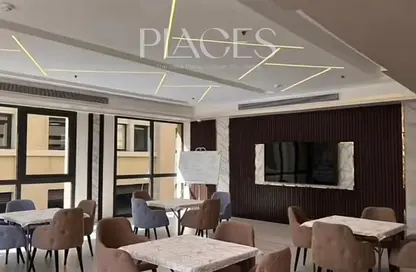 مساحات مكتبية - 3 غرف نوم - 3 حمامات للايجار في ميفيدا - كمبوندات التجمع الخامس - التجمع الخامس - مدينة القاهرة الجديدة - القاهرة