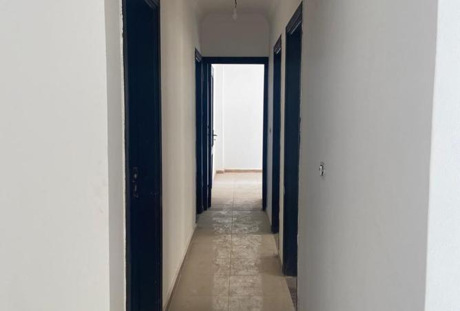 92412295 - صورة العقار 3