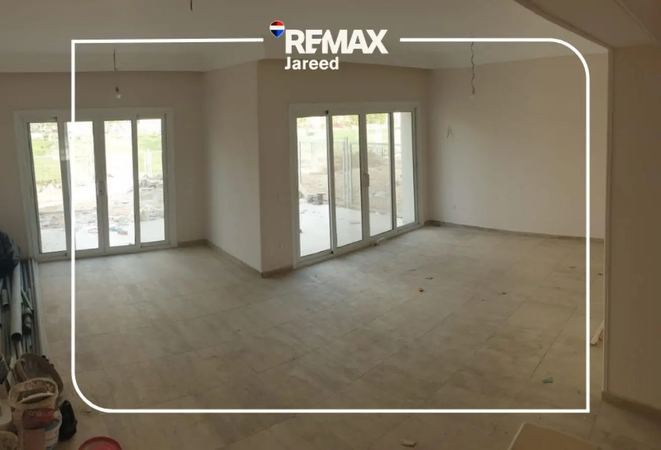 112988359 - Property Main Image