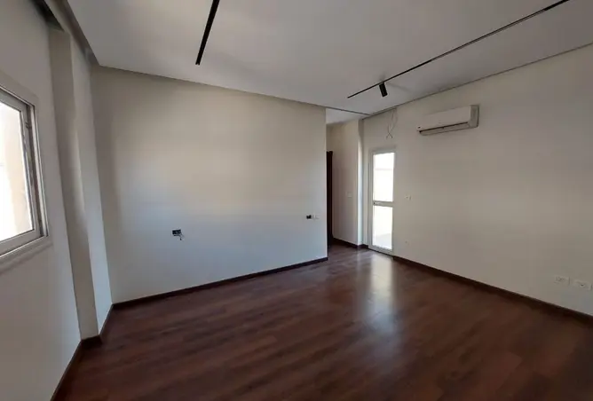 114890717 - Property Image 3