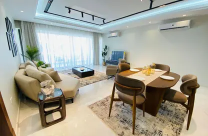 Apartment - 2 Bedrooms - 2 Bathrooms for sale in Lake View Residence - 5th Settlement Compounds - The 5th Settlement - New Cairo City - Cairo