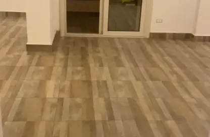 شقة - 3 غرف نوم - 2 حمامات للايجار في شارع محمد حسنين هيكل - المنطقة السادسة - مدينة نصر - القاهرة