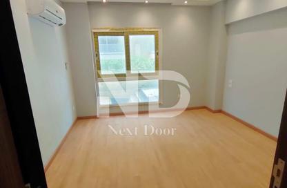Apartment - 3 - 2 for sale in Mountain View iCity - 5th Settlement Compounds - The 5th Settlement - New Cairo City - Cairo