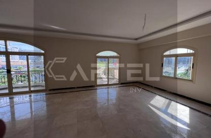 Villa - 4 Bedrooms - 4 Bathrooms for sale in 90 Street - The 5th Settlement - New Cairo City - Cairo Villa - 4 Bedrooms - 4 Bathrooms for sale in 90 Street - The 5th Settlement - New Cairo City - Cairo