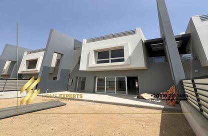 Townhouse - 3 Bedrooms - 4 Bathrooms for rent in Garden Residence - Hyde Park - New Cairo City - Cairo