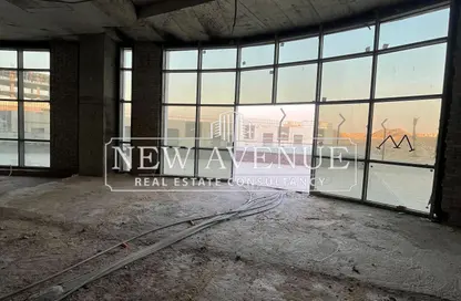 مساحات مكتبية - 8 غرف نوم - 5 حمامات للايجار في سينكو القاهرة الجديدة - حى اللوتس - مدينة القاهرة الجديدة - القاهرة