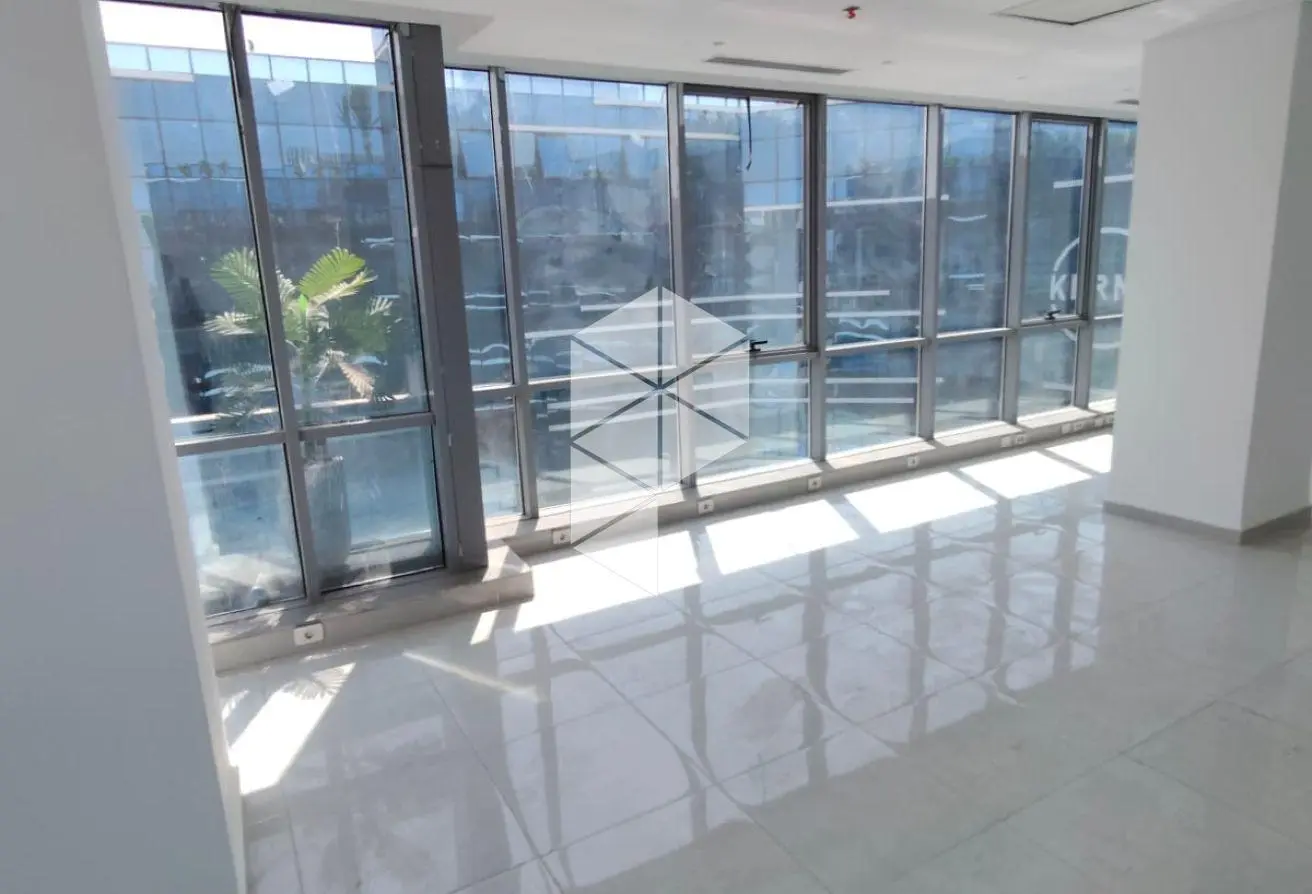 121141128 - Property Main Image