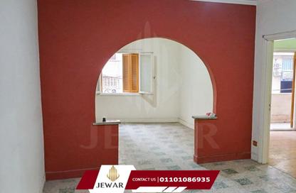 Apartment - 3 Bedrooms - 1 Bathroom for sale in Abd Al Fattah El Taweel St. - Fleming - Hay Sharq - Alexandria