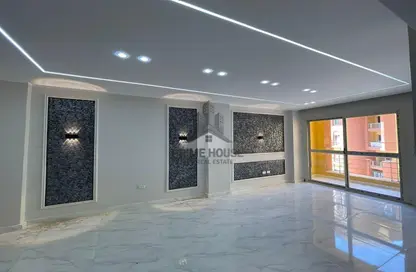 شقة - 2 غرف نوم - 1 حمام للايجار في دجلة بالمز - طريق الواحات - مدينة 6 أكتوبر - الجيزة