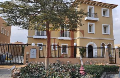 Villa - 6 Bedrooms - 6 Bathrooms for sale in Cluster 1 - Hyde Park - New Cairo City - Cairo