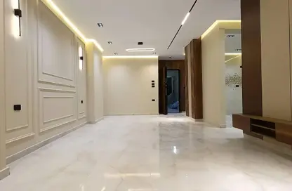 شقة - 2 غرف نوم - 2 حمامات للبيع في البوابة الرابعة - مينا - حدائق الاهرام - الجيزة