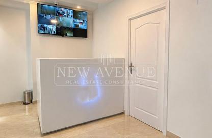 Show Room - Studio - 1 for rent in El Banafseg Apartment Buildings - El Banafseg - New Cairo City - Cairo