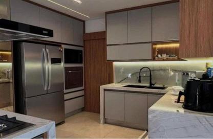 Apartment - 3 Bedrooms - 2 Bathrooms for sale in Skyramp - Sheikh Zayed City - Giza