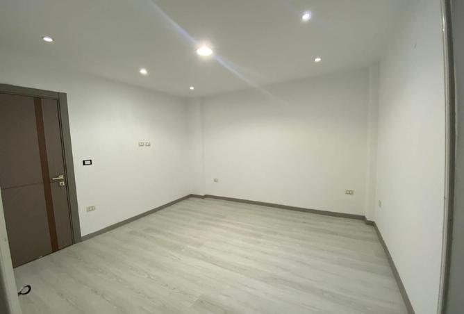 8521839 - Property Image 3