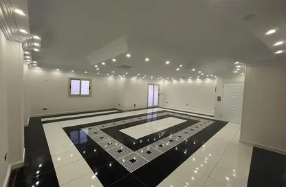 شقة - 3 غرف نوم - 2 حمامات للايجار في بيفرلي هيلز - كمبوندات الشيخ زايد - الشيخ زايد - الجيزة