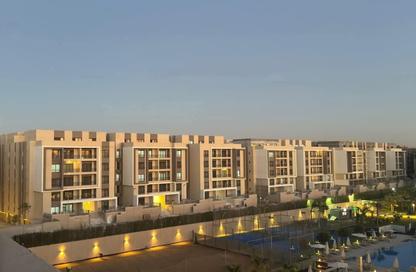 Apartment - 3 Bedrooms - 2 Bathrooms for sale in Moon Residences - Fifth Square - The 5th Settlement - New Cairo City - Cairo