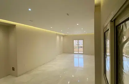 Apartment - 3 Bedrooms - 2 Bathrooms for rent in West Arabella - 5th Settlement Compounds - The 5th Settlement - New Cairo City - Cairo