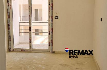 Apartment - Studio - 1 Bathroom for sale in Grand Rock - Hurghada Resorts - Hurghada - Red Sea Apartment - Studio - 1 Bathroom for sale in Grand Rock - Hurghada Resorts - Hurghada - Red Sea