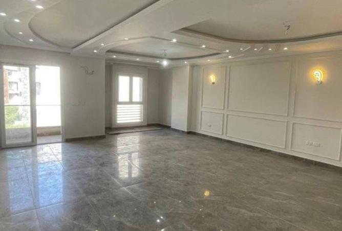 73776673 - Property Main Image