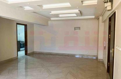 Apartment - 2 Bedrooms - 1 Bathroom for sale in Smouha - Hay Sharq - Alexandria Apartment - 2 Bedrooms - 1 Bathroom for sale in Smouha - Hay Sharq - Alexandria