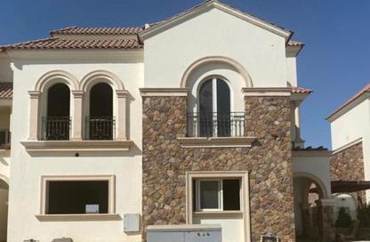Villa - 3 Bedrooms - 4 Bathrooms for sale in Divina Gardens - 3rd District West - Shorouk City - Cairo Villa - 3 Bedrooms - 4 Bathrooms for sale in Divina Gardens - 3rd District West - Shorouk City - Cairo
