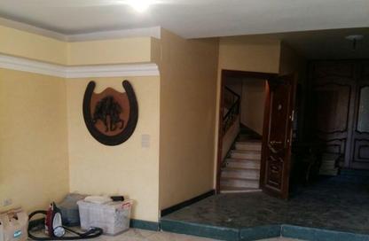 Apartment - 4 Bedrooms - 2 Bathrooms for sale in Moez Al Dawla St. - 6th Zone - Nasr City - Cairo