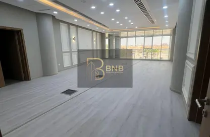 مساحات مكتبية - 7 غرف نوم - 3 حمامات للايجار في محور محمد نجيب - المستثمرين الشمالية - مدينة القاهرة الجديدة - القاهرة