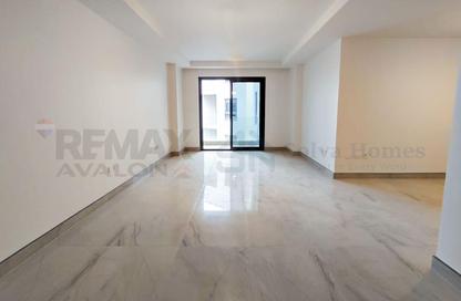 Apartment - 3 Bedrooms - 3 Bathrooms for sale in Sky line - Smouha - Hay Sharq - Alexandria