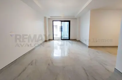 شقة - 3 غرف نوم - 3 حمامات للبيع في سكاي لاين - سموحة - حي شرق - الاسكندرية شقة - 3 غرف نوم - 3 حمامات للبيع في سكاي لاين - سموحة - حي شرق - الاسكندرية