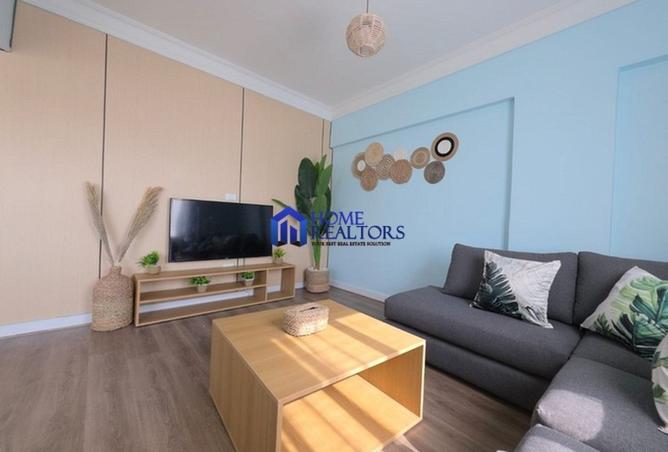 102078811 - Property Image 3