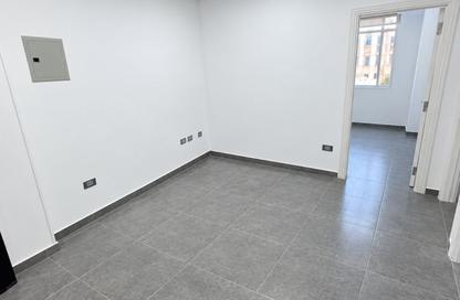 Office Space - Studio - 1 for rent in Kargo Mall - Al Shabab St. - Sheikh Zayed City - Giza