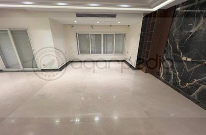 Twin House - 3 Bedrooms - 4 Bathrooms for rent in Cluster 18 - Hyde Park - New Cairo City - Cairo