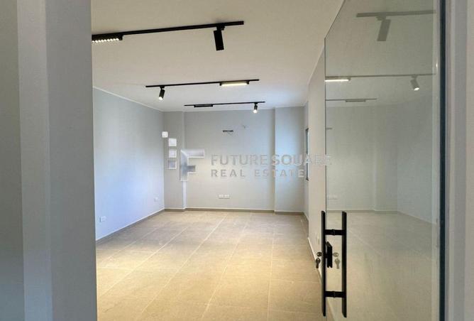 107129360 - Property Main Image
