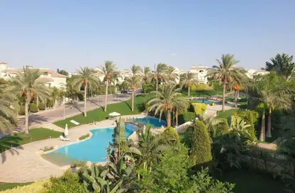 فيلا - 4 غرف نوم - 7 حمامات للبيع في الباتيو 4 - الباتيو - كمبوندات الشروق - مدينة الشروق - القاهرة