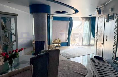 Apartment - 3 Bedrooms - 3 Bathrooms for sale in El Montazah - Hay Than El Montazah - Alexandria