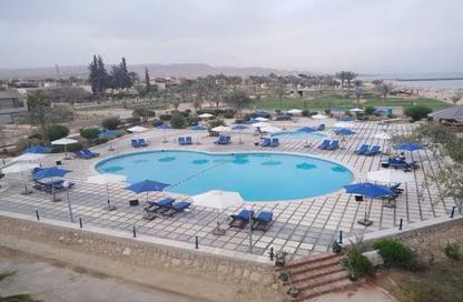 Chalet - 2 Bedrooms - 2 Bathrooms for sale in Amigo 3 - Amigo - Al Ain Al Sokhna - Suez