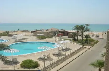 Chalet - 2 Bedrooms - 2 Bathrooms for sale in Amigo 3 - Amigo - Al Ain Al Sokhna - Suez