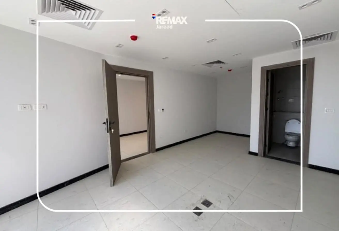 112968801 - Property Main Image